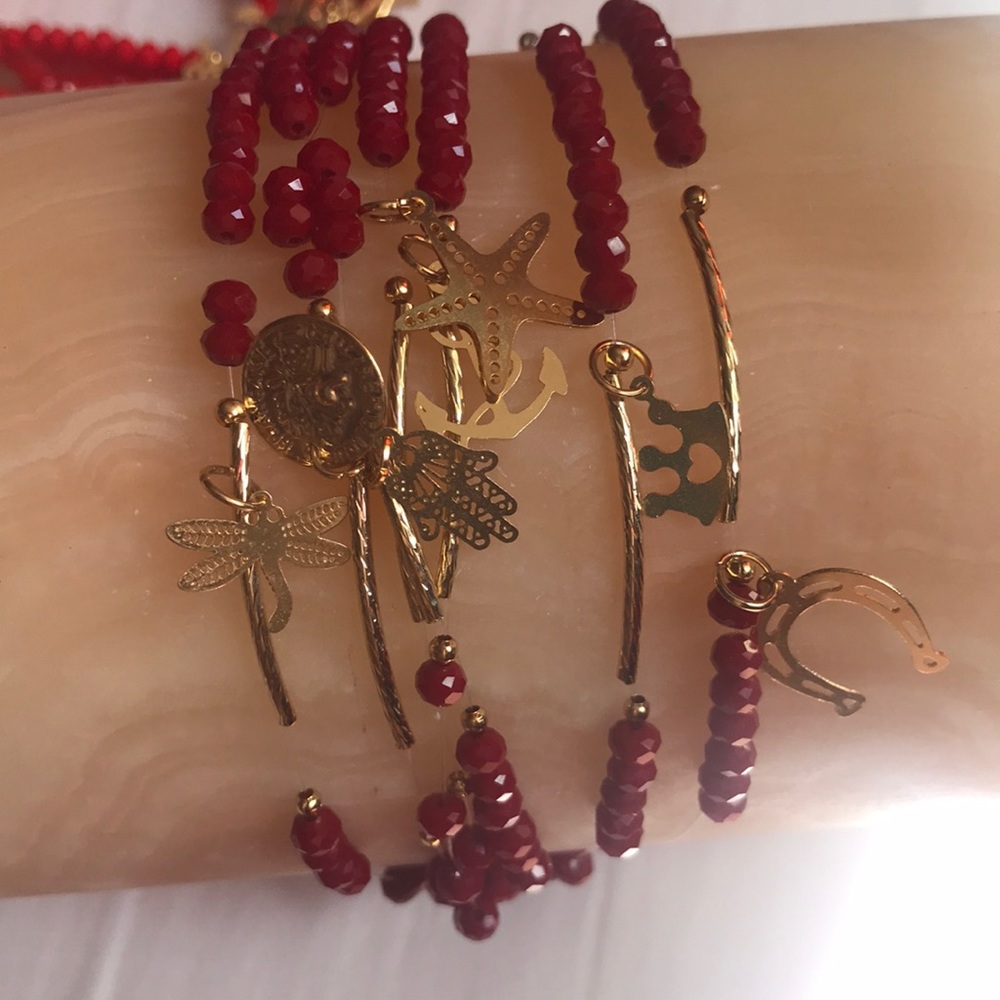 Beautiful Bracelets Weeklies